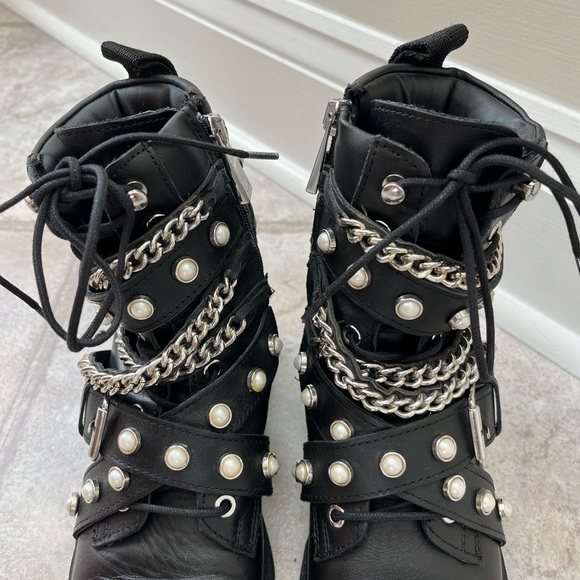 Zara Black Moto Studded Chain Pearl Embellished Boots - Picture 8 of 10